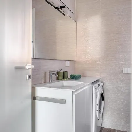 Apartament In Financial District 4 Pax
